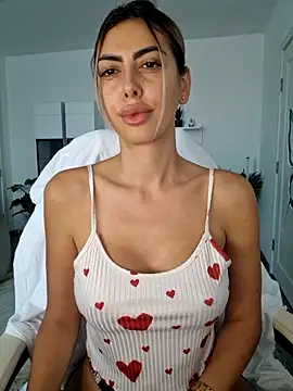 Snapshot of Flower_Pow3r chatting on September 24, 2025, 5:11 am Flower Pow3r online show from September 24, 2025, 5:11 am