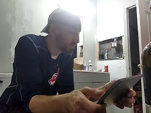 Bi curious86 online show from February 6, 2026, 3:33 am