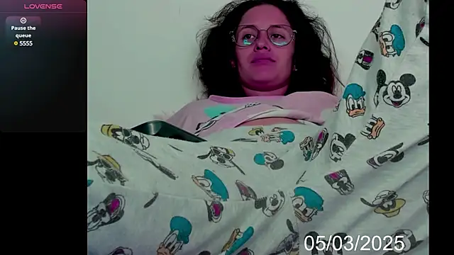 lady hana28 online show from March 5, 2025, 12:11 pm