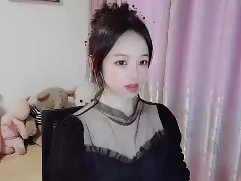 wwcc123 online show from November 6, 2025, 2:12 am