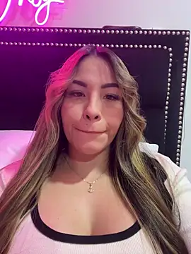 sexyyykloee online show from February 23, 2026, 3:26 am