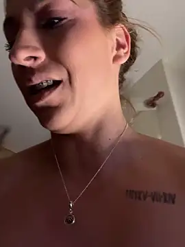 Snapshot of sofiah_ chatting on February 2, 2026, 5:22 pm sofiah online show from February 2, 2026, 5:22 pm