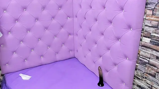 TeennNaugthy18 online show from January 18, 2025, 9:45 am