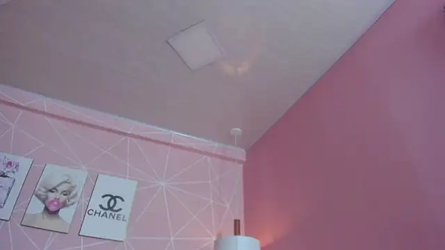 dolly zoe online show from January 14, 2026, 8:36 pm