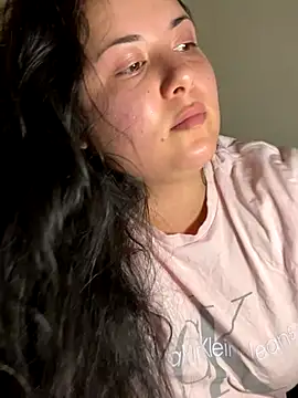 xocrybaby online show from December 4, 2024, 6:50 pm