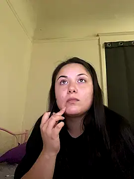 xocrybaby online show from October 5, 2025, 6:28 pm