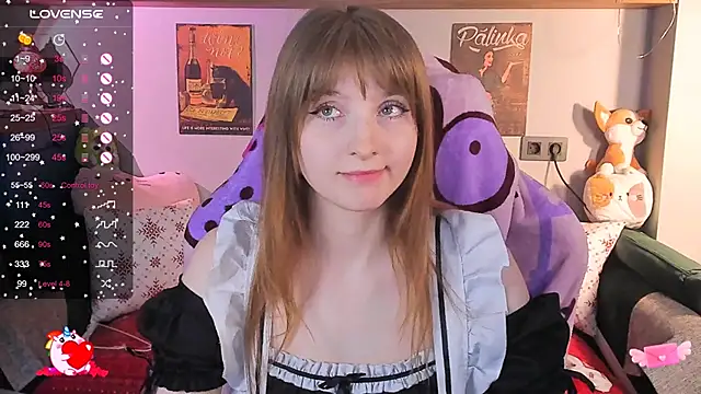 Snapshot of AliceLanley chatting on December 8, 2024, 2:19 pm AliceLanley online show from December 8, 2024, 2:19 pm