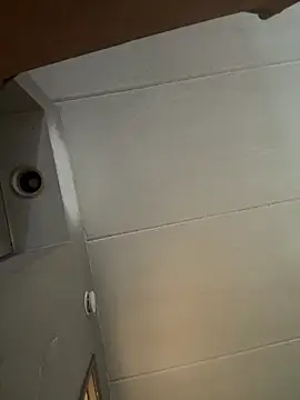 Stressreliever82 online show from April 1, 2026, 9:23 pm