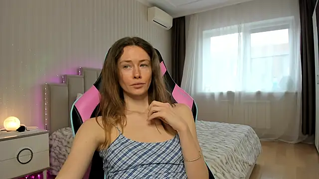 ooksiiii online show from March 21, 2026, 1:48 pm