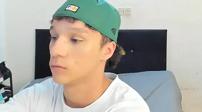 angelcortes online show from January 30, 2025, 3:51 pm