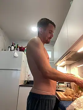 Snapshot of julian333 chatting on March 13, 2025, 1:50 pm julian333 online show from March 13, 2025, 1:50 pm