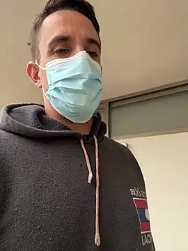 Snapshot of julian333 chatting on March 17, 2025, 9:55 am julian333 online show from March 17, 2025, 9:55 am