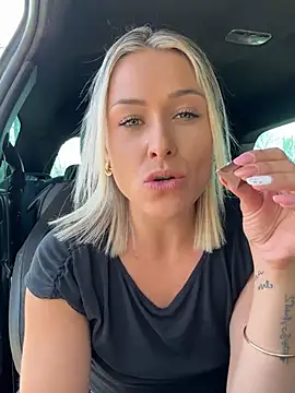 petrouchkaaa  online show from March 24, 2026, 9:47 am