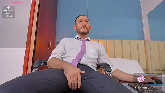 Snapshot of jeanpiere_ chatting on February 6, 2025, 3:37 am jeanpiere  online show from February 6, 2025, 3:37 am