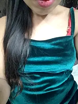 Snapshot of Roshni_98 chatting on March 23, 2025, 4:49 am Roshni 98 online show from March 23, 2025, 4:49 am