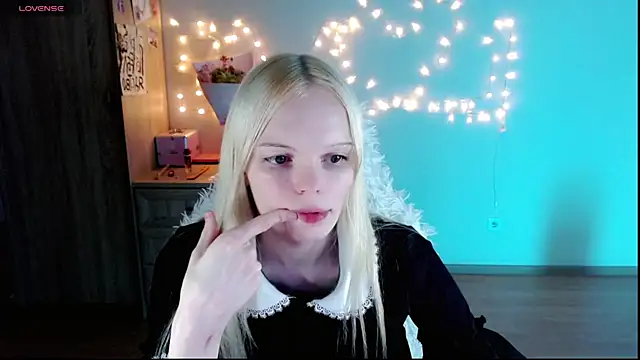 Emily Nyaffee online show from March 3, 2025, 6:33 pm