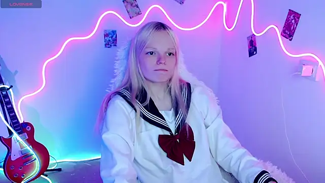 Emily Nyaffee online show from September 27, 2025, 10:15 pm