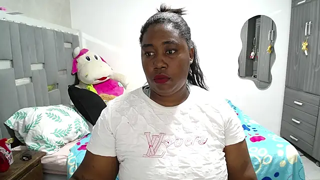 thickebonymilfF online show from March 31, 2026, 2:57 am