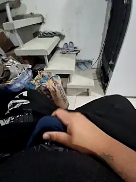 Jununnk online show from September 19, 2025, 9:37 pm