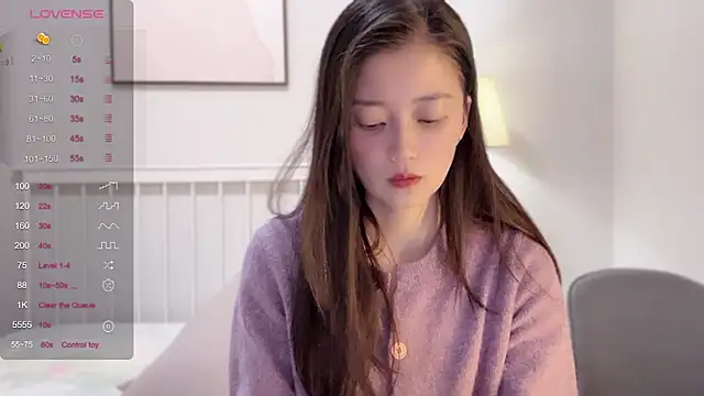 A-xena online show from February 28, 2025, 1:58 pm