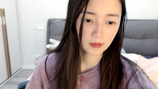 A-xena online show from March 7, 2025, 2:01 pm