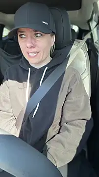 LadyLena1 online show from April 8, 2026, 6:19 pm