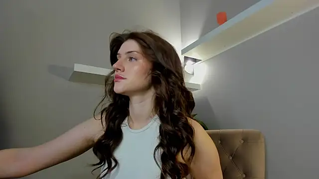 Skinny Alice online show from March 7, 2026, 1:02 am