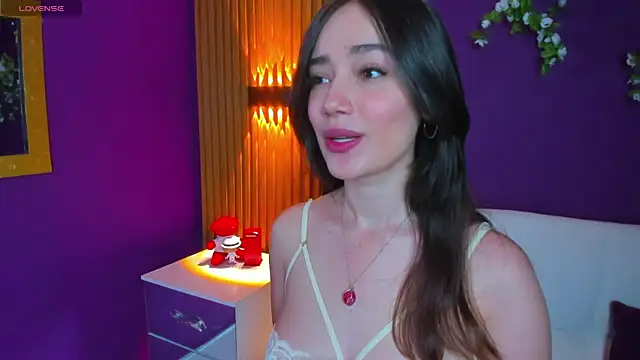 Kate Amaretto  online show from December 9, 2024, 7:18 pm