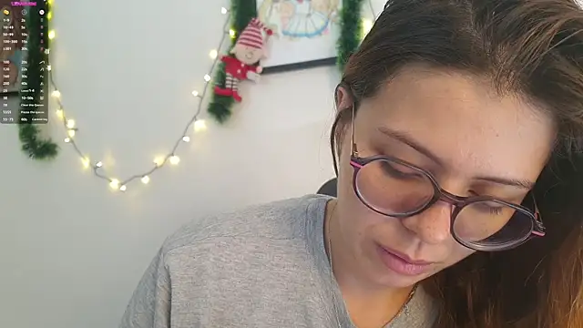 Snapshot of irinasweet27 chatting on December 13, 2024, 12:28 pm irinasweet27 online show from December 13, 2024, 12:28 pm