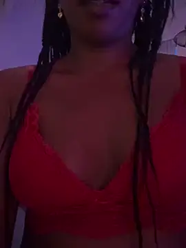 ROXYNL online show from March 21, 2025, 6:18 pm