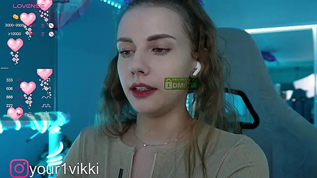 Snapshot of Vikki_Cheese chatting on December 10, 2024, 7:00 pm Vikki Cheese online show from December 10, 2024, 7:00 pm