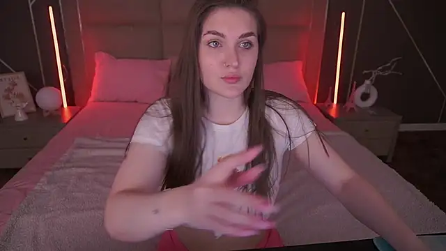 EmmyCharmm online show from March 24, 2026, 6:29 am