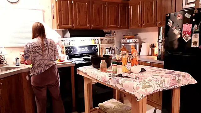 Snapshot of xxpixeyxx chatting on October 31, 2025, 1:06 am xxpixeyxx online show from October 31, 2025, 1:06 am