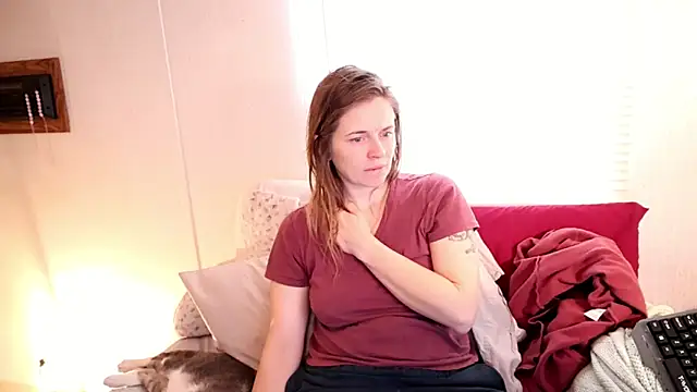 Snapshot of xxpixeyxx chatting on December 22, 2025, 4:37 pm xxpixeyxx online show from December 22, 2025, 4:37 pm