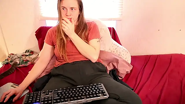 Snapshot of xxpixeyxx chatting on February 17, 2026, 3:19 pm xxpixeyxx online show from February 17, 2026, 3:19 pm