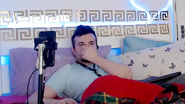 erotico69xxx online show from November 5, 2025, 1:00 pm