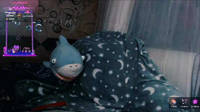 Snapshot of tia_meow chatting on October 17, 2025, 10:34 pm tia meow online show from October 17, 2025, 10:34 pm