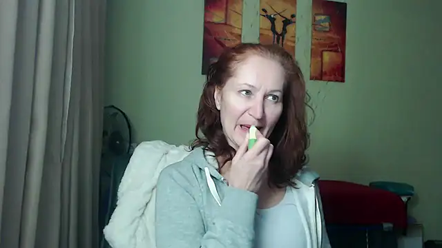 AmellyGrand online show from November 16, 2025, 3:50 pm