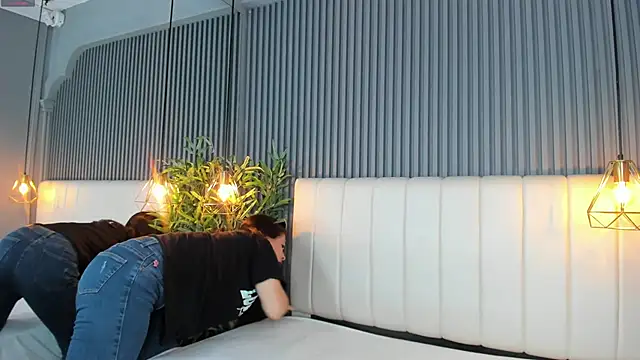 SaraRiley online show from January 7, 2026, 10:45 pm