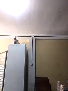 Snapshot of carlos17cmo chatting on November 28, 2025, 5:04 pm carlos17cmo online show from November 28, 2025, 5:04 pm