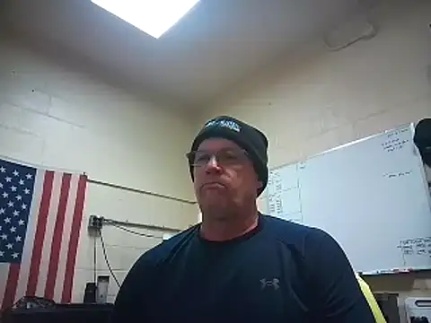 Snapshot of Cockrub1 chatting on February 4, 2025, 12:22 pm Cockrub1 online show from February 4, 2025, 12:22 pm