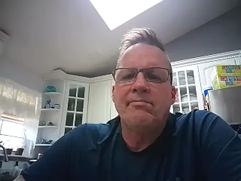 Snapshot of Cockrub1 chatting on February 16, 2025, 2:21 pm Cockrub1 online show from February 16, 2025, 2:21 pm