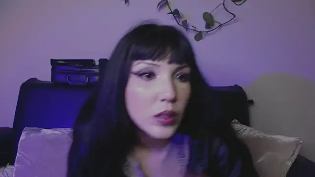 aomi xo online show from February 12, 2025, 7:55 am