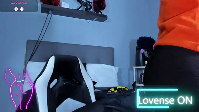 Snapshot of Coco_Kiss chatting on March 25, 2026, 7:20 pm Coco Kiss online show from March 25, 2026, 7:20 pm