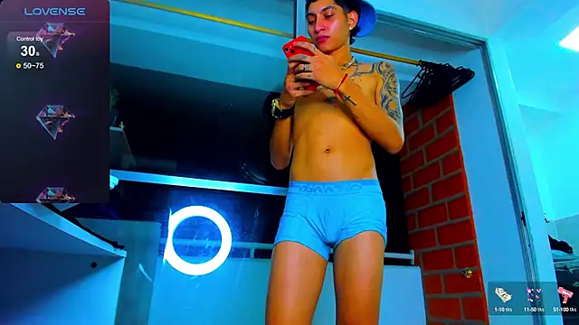 Hardcockboysxxx online show from February 19, 2025, 5:38 am