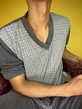 MoiseXxx 777 online show from February 8, 2025, 9:24 am