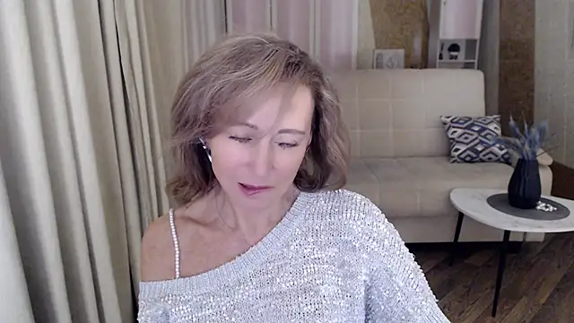 Snapshot of HornyMilf_777 chatting on January 16, 2025, 5:00 am HornyMilf 777 online show from January 16, 2025, 5:00 am