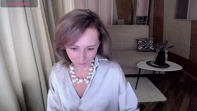 Snapshot of HornyMilf_777 chatting on January 25, 2025, 5:40 am HornyMilf 777 online show from January 25, 2025, 5:40 am
