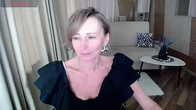 Snapshot of HornyMilf_777 chatting on February 9, 2025, 12:19 pm HornyMilf 777 online show from February 9, 2025, 12:19 pm