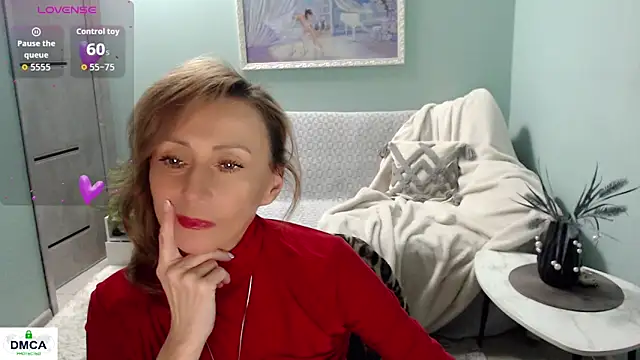 HornyMilf 777 online show from October 31, 2025, 5:41 am